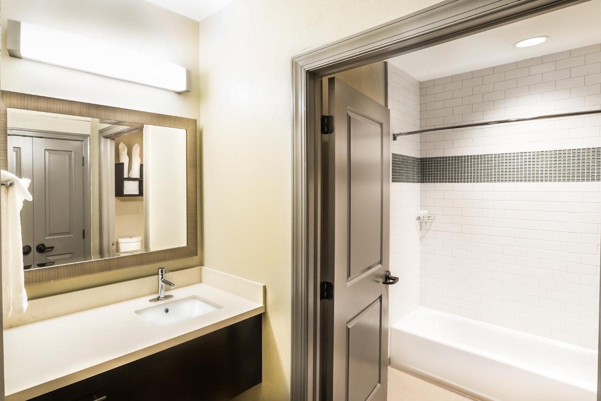 Staybridge - Inner Harbor By Ihg Hotel